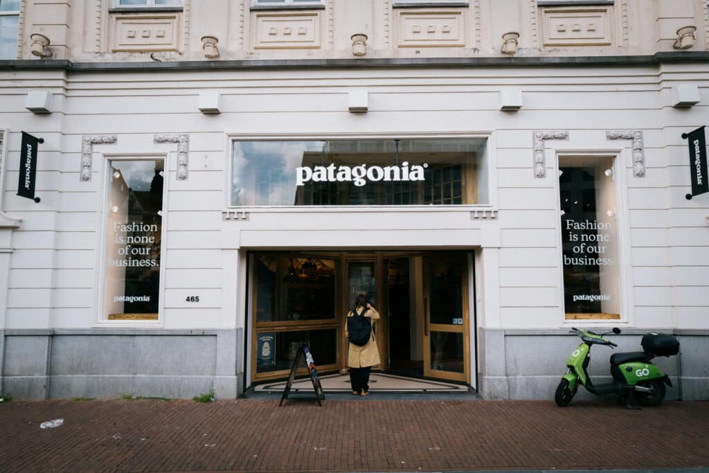 voorgevel patagonia winkel amsterdam singel